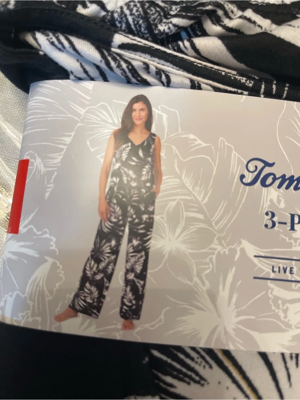 Tommy Bahama Black & White Tropical Print 3-Piece Pajama Set